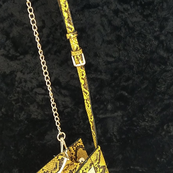 Mustard Jax Vegan Leather Crossbody Bag - Picture 6 of 6